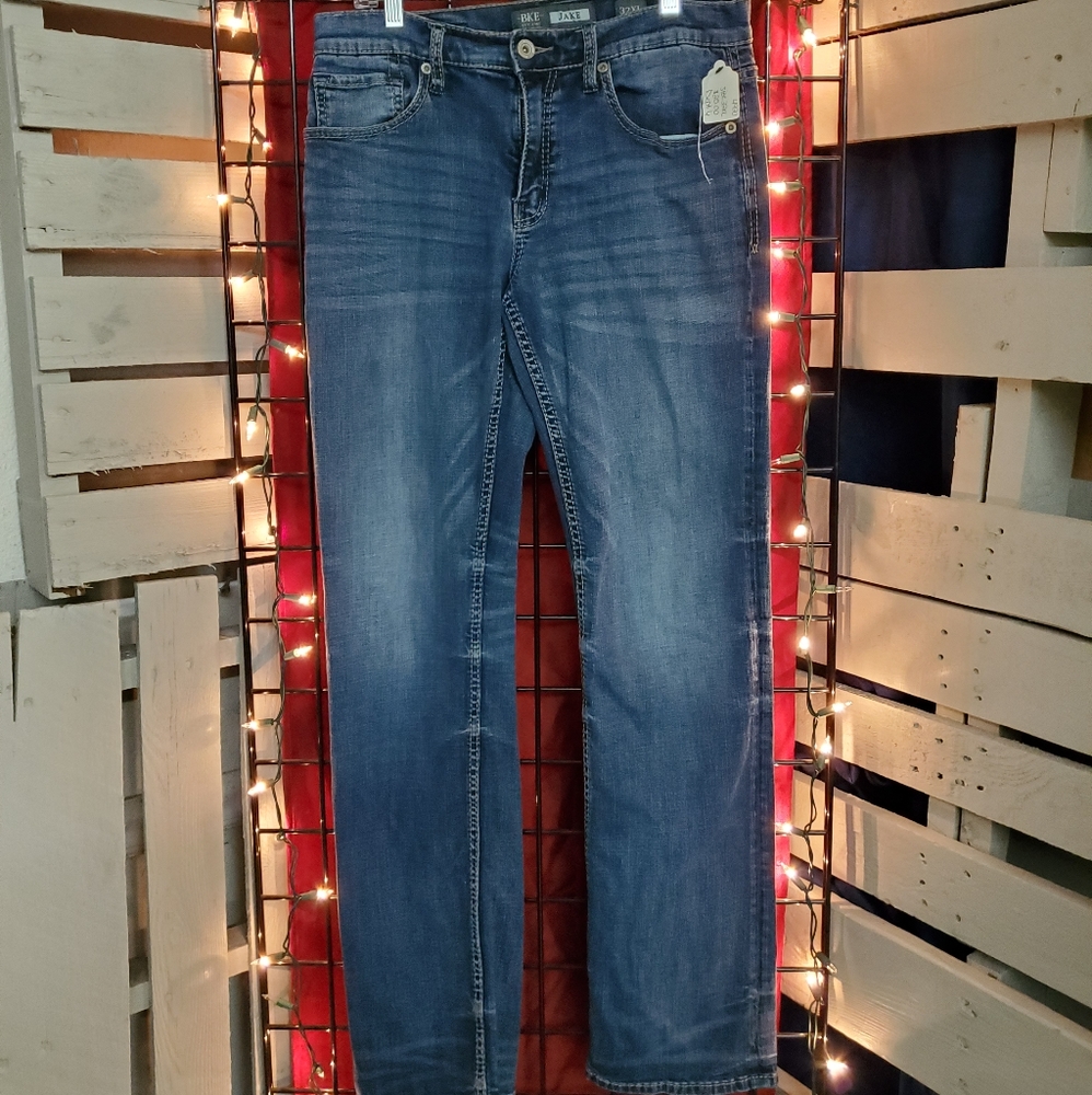 Bke Jake size 32xl